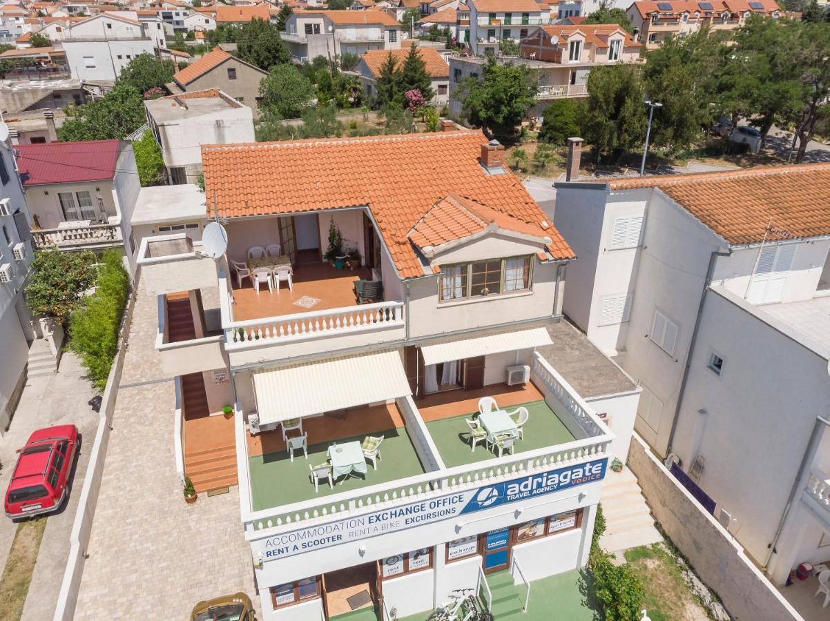 Apartment And Rooms Artina Vodice Extérieur photo